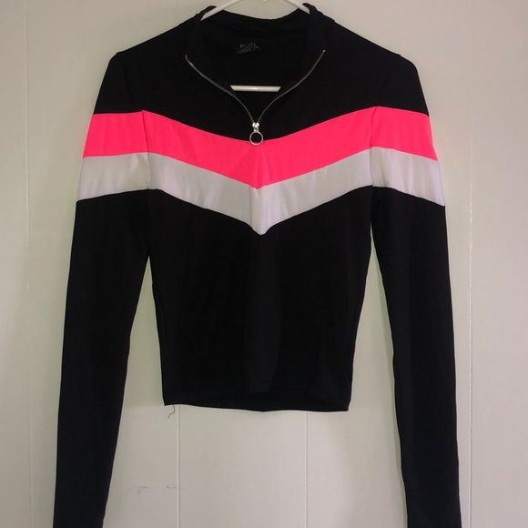 Rue21 Tops - Women’s Long Sleeve Quarter Zip Top